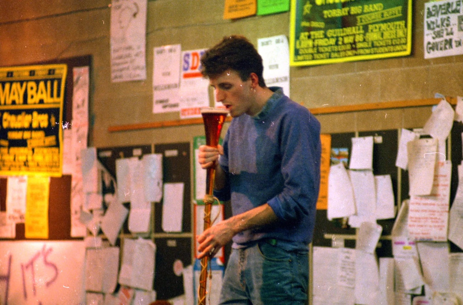 Grant readies the yard of ale, from Uni: The End of Term and Whitsand Bay, Plymouth and New Milton - 21st March 1986