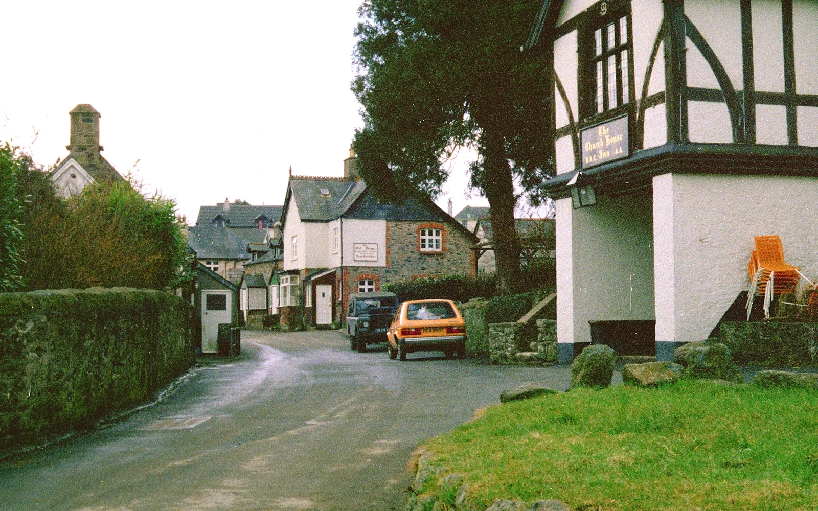 The view up the lane in Holne, Dartmoor, from Uni: The End of Term and Whitsand Bay, Plymouth and New Milton - 21st March 1986