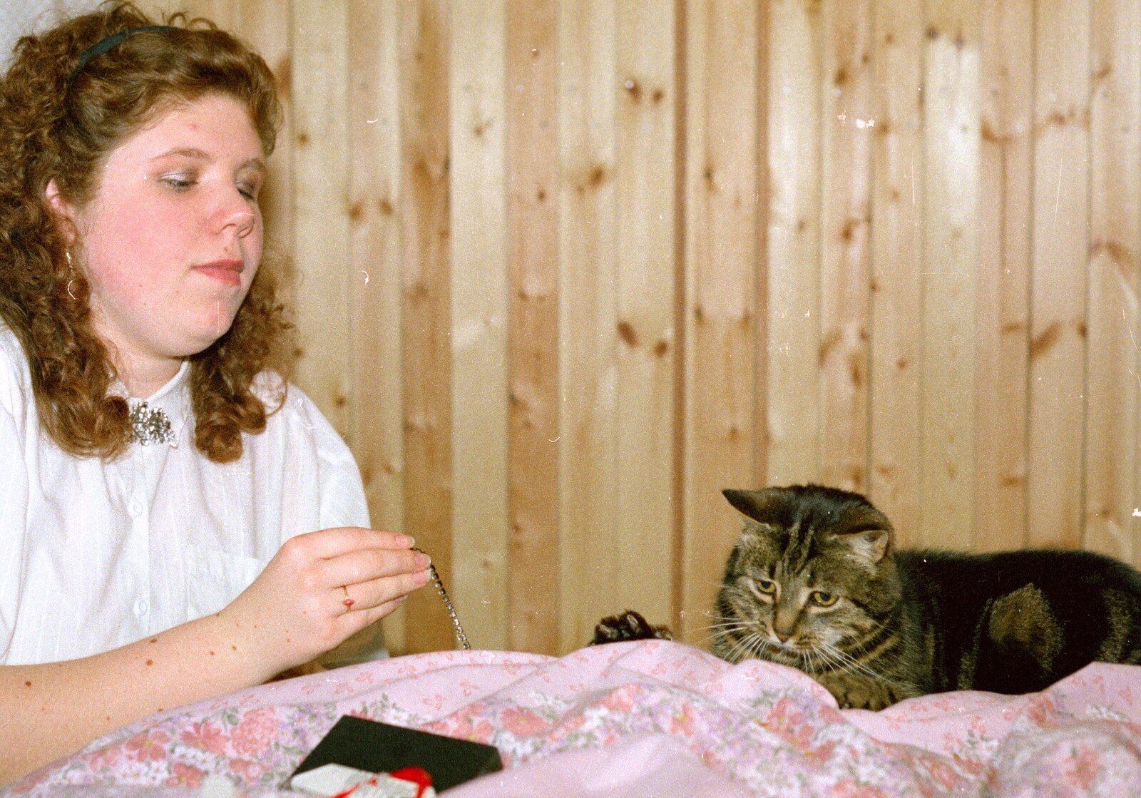 Sis teases Florence the cat with something from Uni: The End of Term and Whitsand Bay, Plymouth and New Milton - 21st March 1986