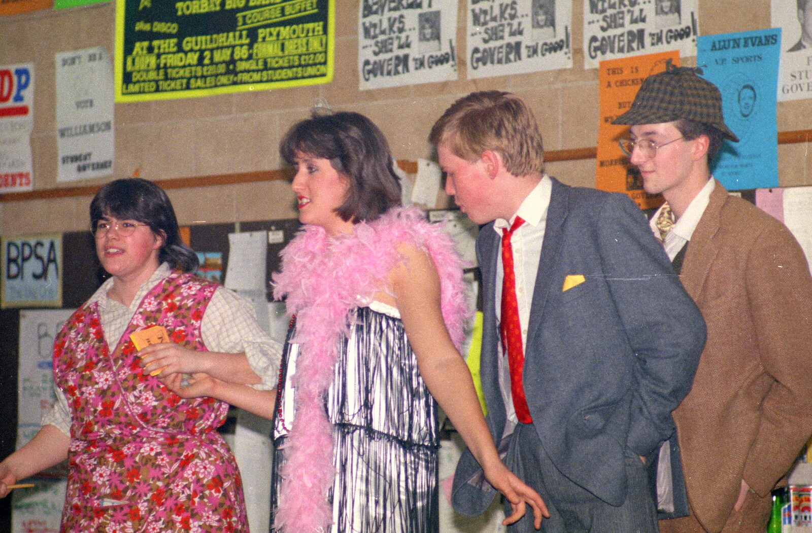 The BABS amateur dramatic players on stage from Uni: The End of Term and Whitsand Bay, Plymouth and New Milton - 21st March 1986