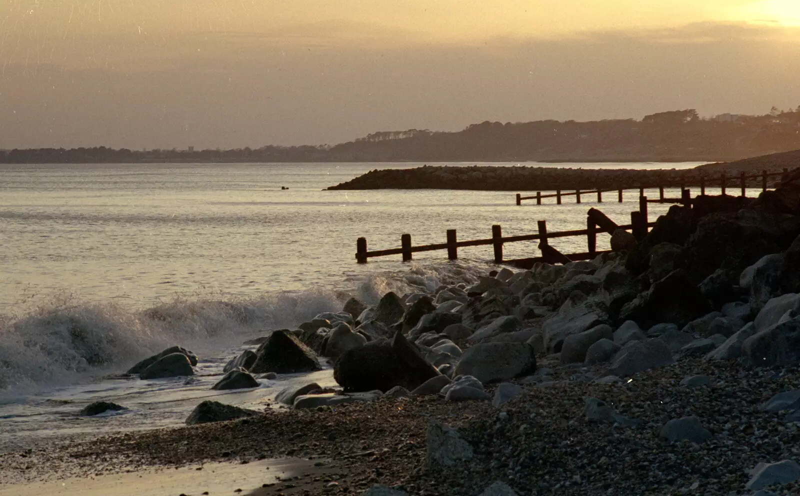 Crashing waves on the beach, from A CB Reunion and a Trip to the Beach, Barton on Sea, Hampshire - 4th April 1986