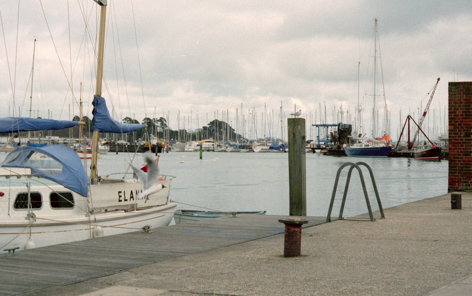The river at Lymington from A CB Reunion and a Trip to the Beach, Barton on Sea, Hampshire - 4th April 1986