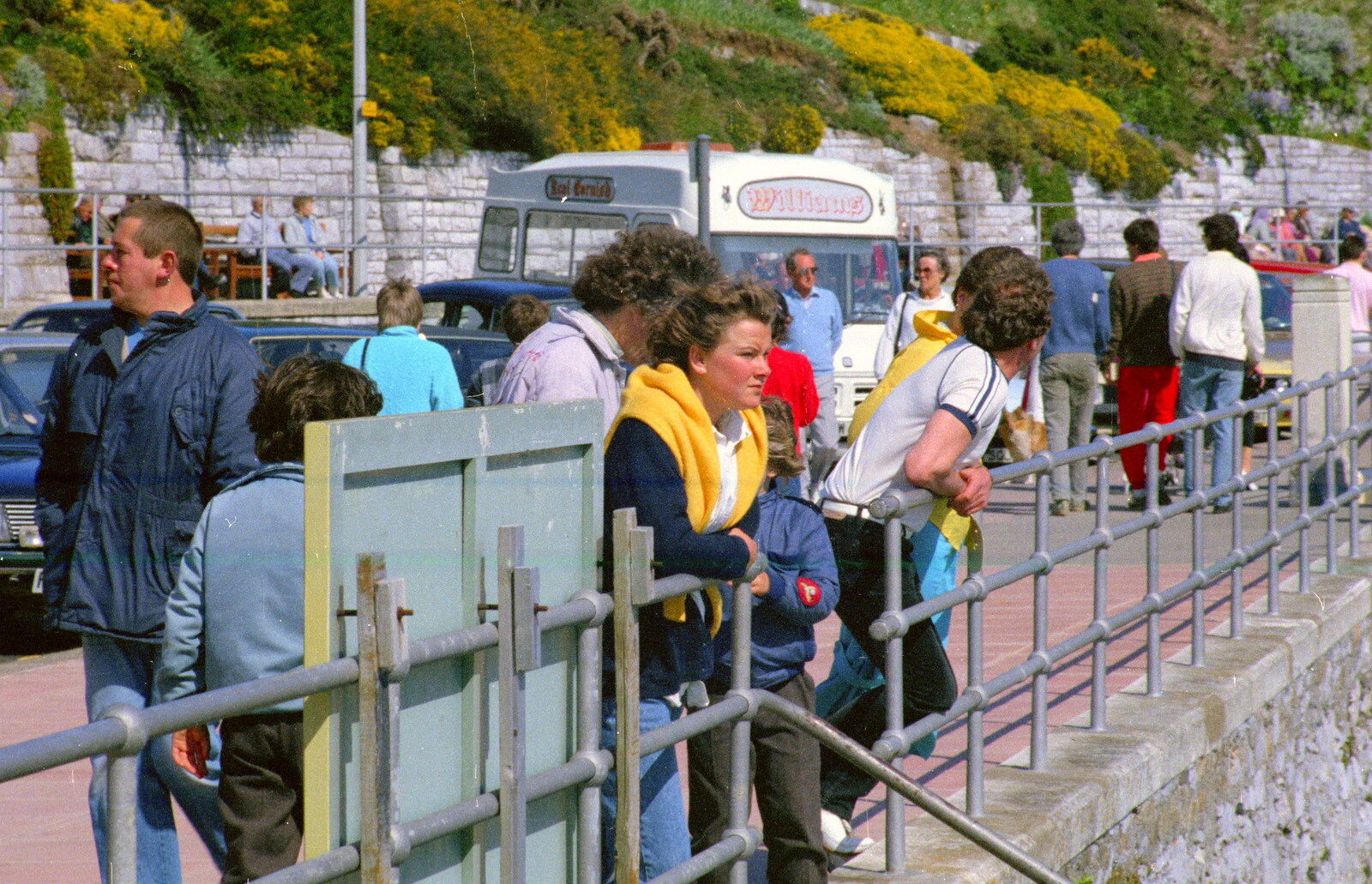 Milling crowds and an ice cream van from Uni: Student Politics, and Hanging Around The Hoe, Plymouth - 12th April 1986