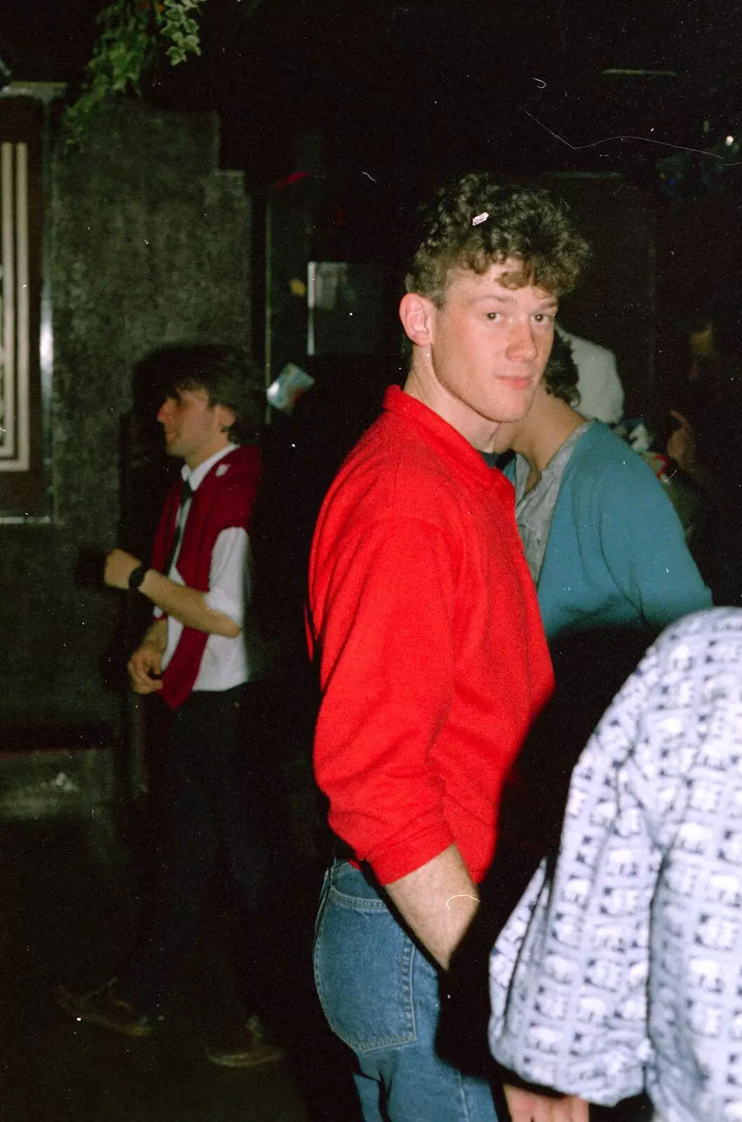 A dude from the SU office, from Uni: Another Session in the James Street Vaults, Plymouth - 15th April 1986