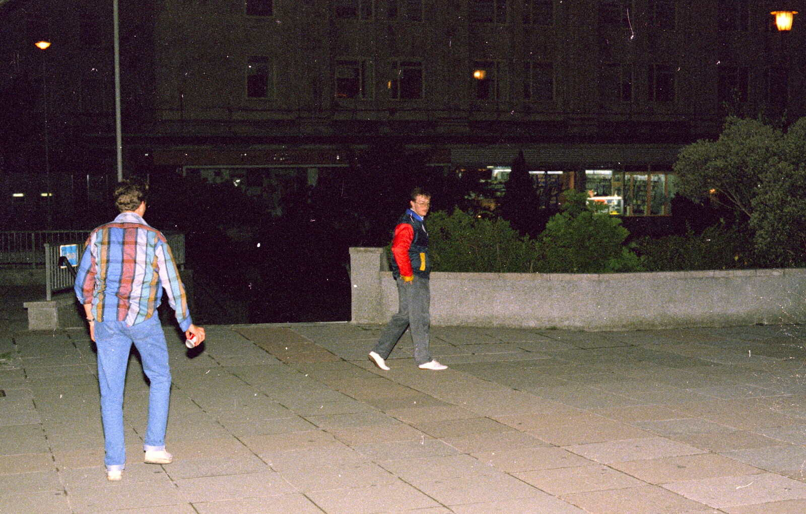 Mike Bey and Dave roam around Plymouth from Uni: Another Session in the James Street Vaults, Plymouth - 15th April 1986