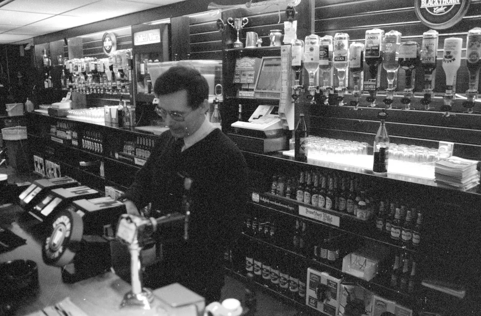 Brian pours a beer, from Uni: Scenes of Plymouth and the PPSU Bar, Plymouth Polytechnic, Devon - 28th April 1986