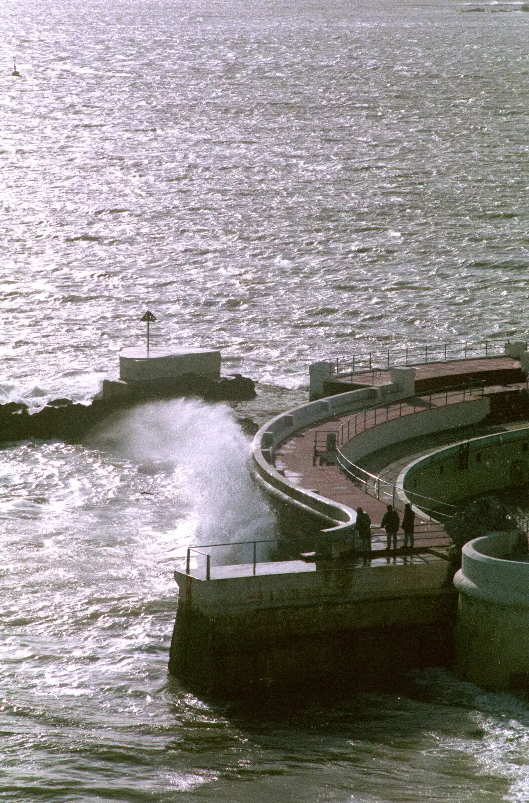 The edge of the derelict Tinside Lido, from Uni: Scenes of Plymouth and the PPSU Bar, Plymouth Polytechnic, Devon - 28th April 1986