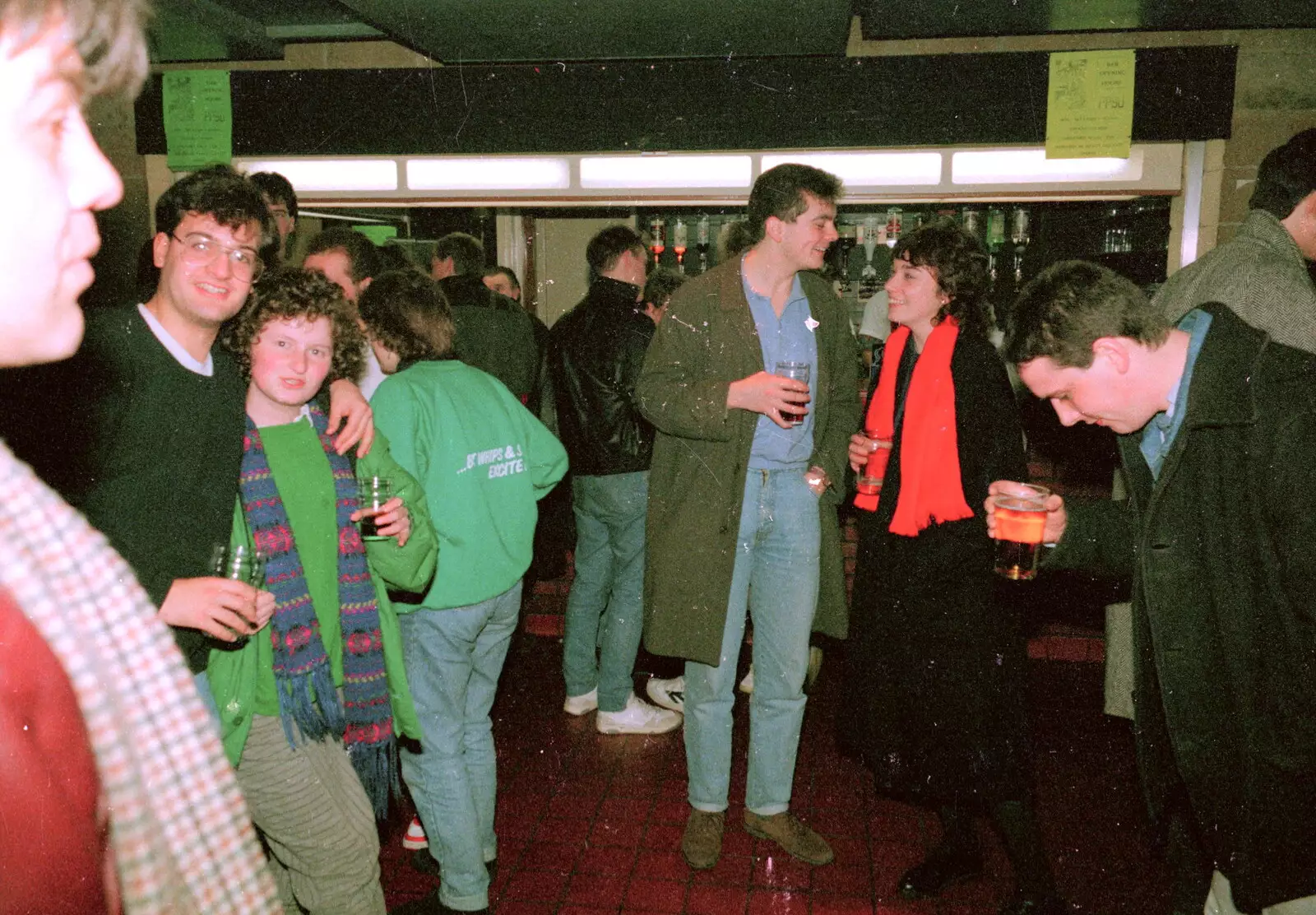 Down by the little bar, from Uni: Scenes of Plymouth and the PPSU Bar, Plymouth Polytechnic, Devon - 28th April 1986