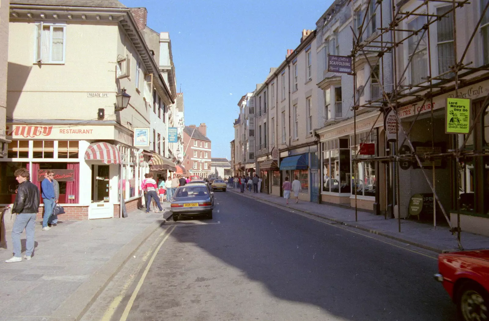 Southside Street through the Barbican, from Uni: Night and Day on the Barbican, Plymouth, Devon - 1st May 1986