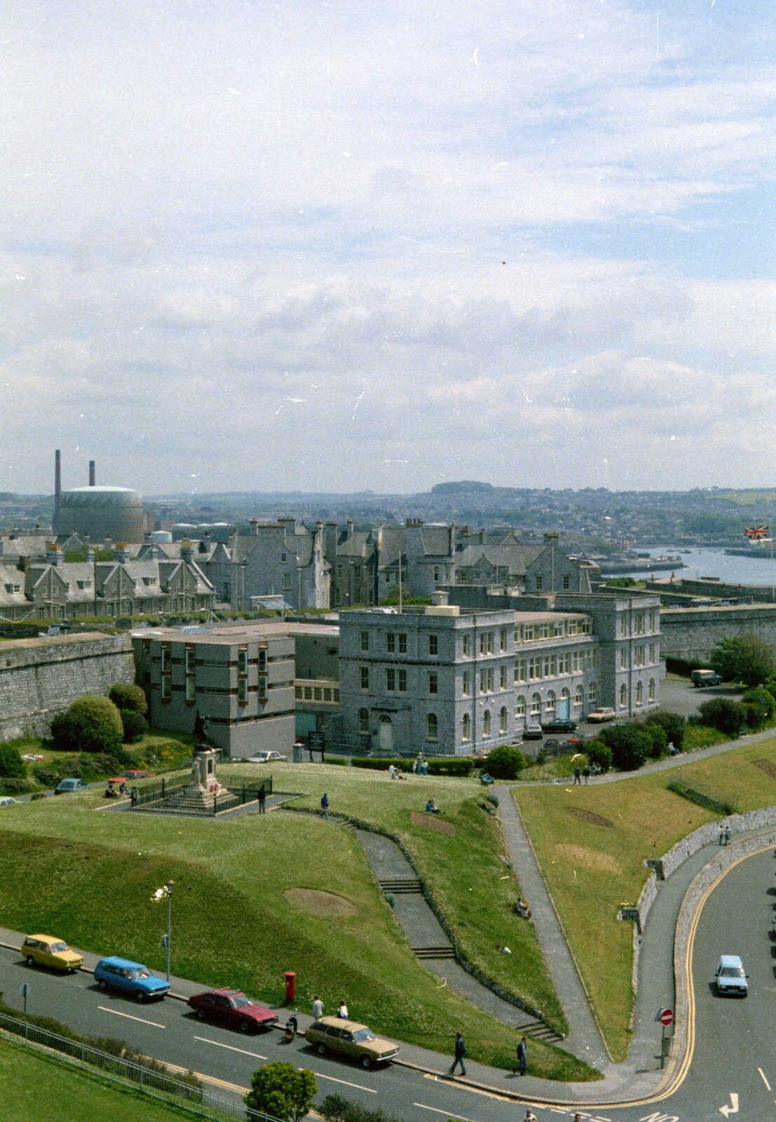 More of the Citadel and Madeira Drive from Uni: A Plymouth Hoe Panorama, Plymouth, Devon - 7th May 1986