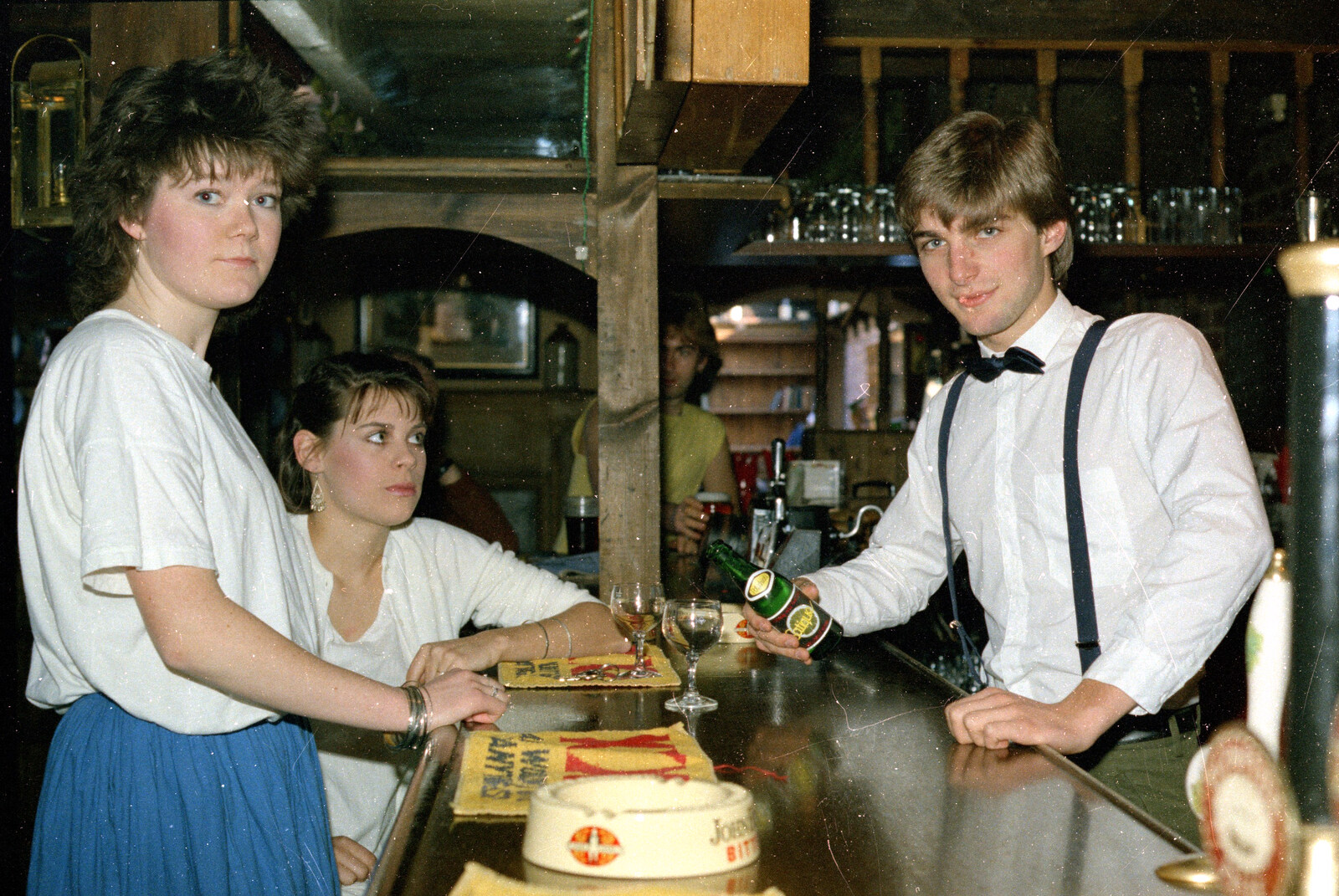 Ruth, Michelle and 'the barman' from Uni: The Plymouth Polytechnic Satique Project, Salcombe and Plymouth - 10th May 1986