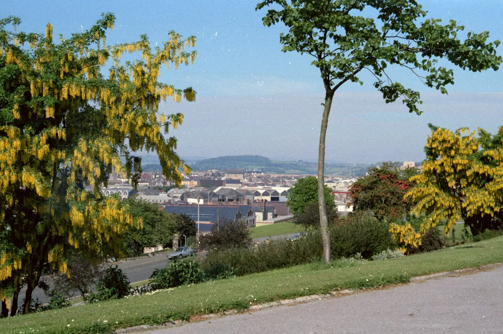 A view over the Barbican, from Uni: Riki And Dave's Place, Sutherland Road, Plymouth - 12th May 1986