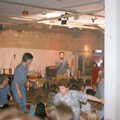 Dunwoody Emcees in a smoky SU lounge, Uni: Riki And Dave's Place, Sutherland Road, Plymouth - 12th May 1986