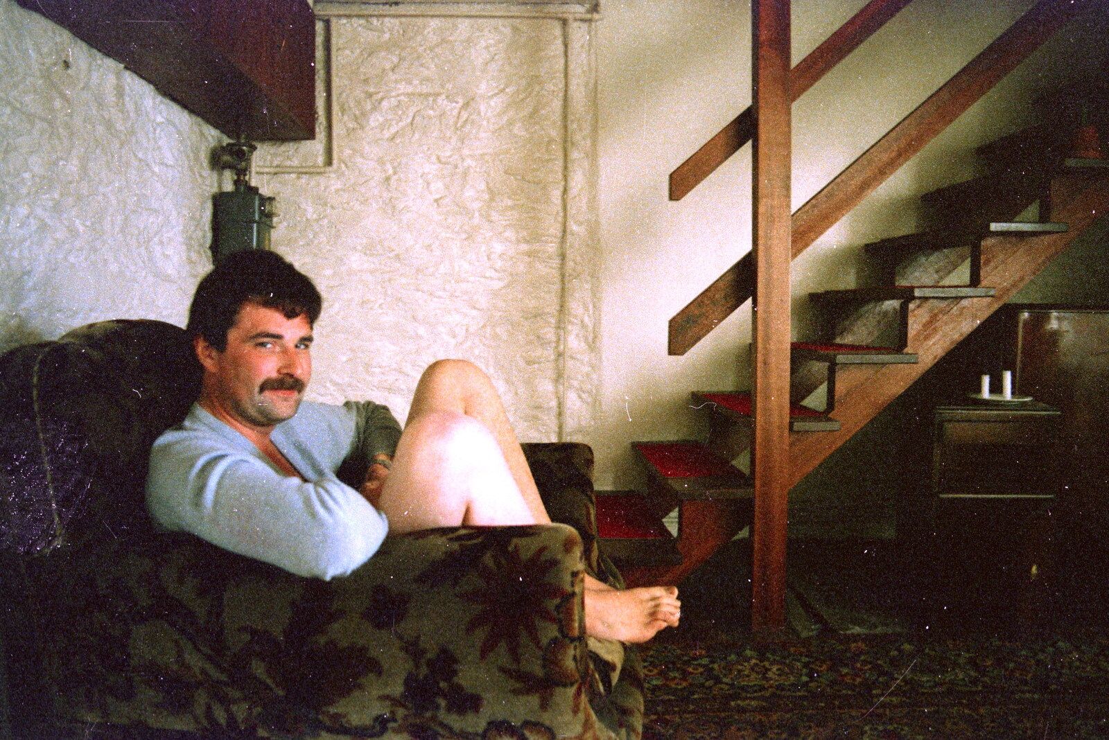 Ed sits in his armchair from Uni: Neath Road and a JSV Happy Hour, Plymouth - 15th May 1986