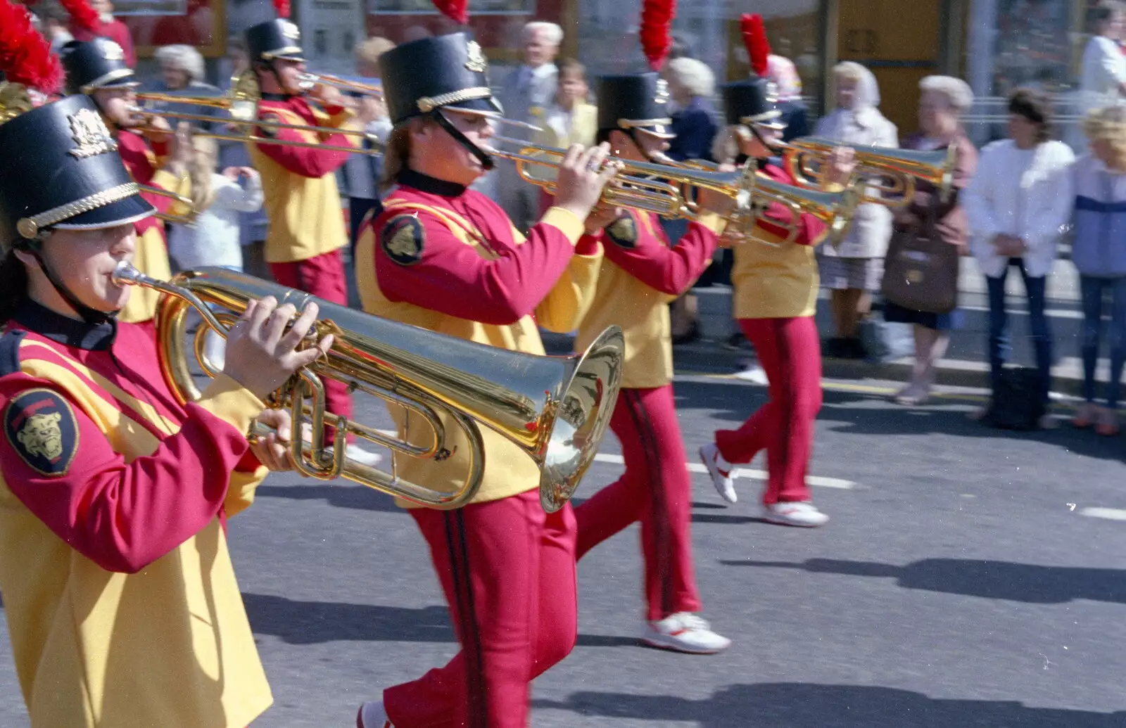 Someone plays an unusual horizontal horn, from Uni: The Lord Mayor's Procession, Plymouth, Devon - 21st May 1986