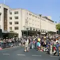 The crowds mill around by the end of Royal Parade, Uni: The Lord Mayor's Procession, Plymouth, Devon - 24th May 1986