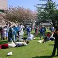 Crowds hang out on the grass by the Theatre Royal, Uni: The Lord Mayor's Procession, Plymouth, Devon - 24th May 1986