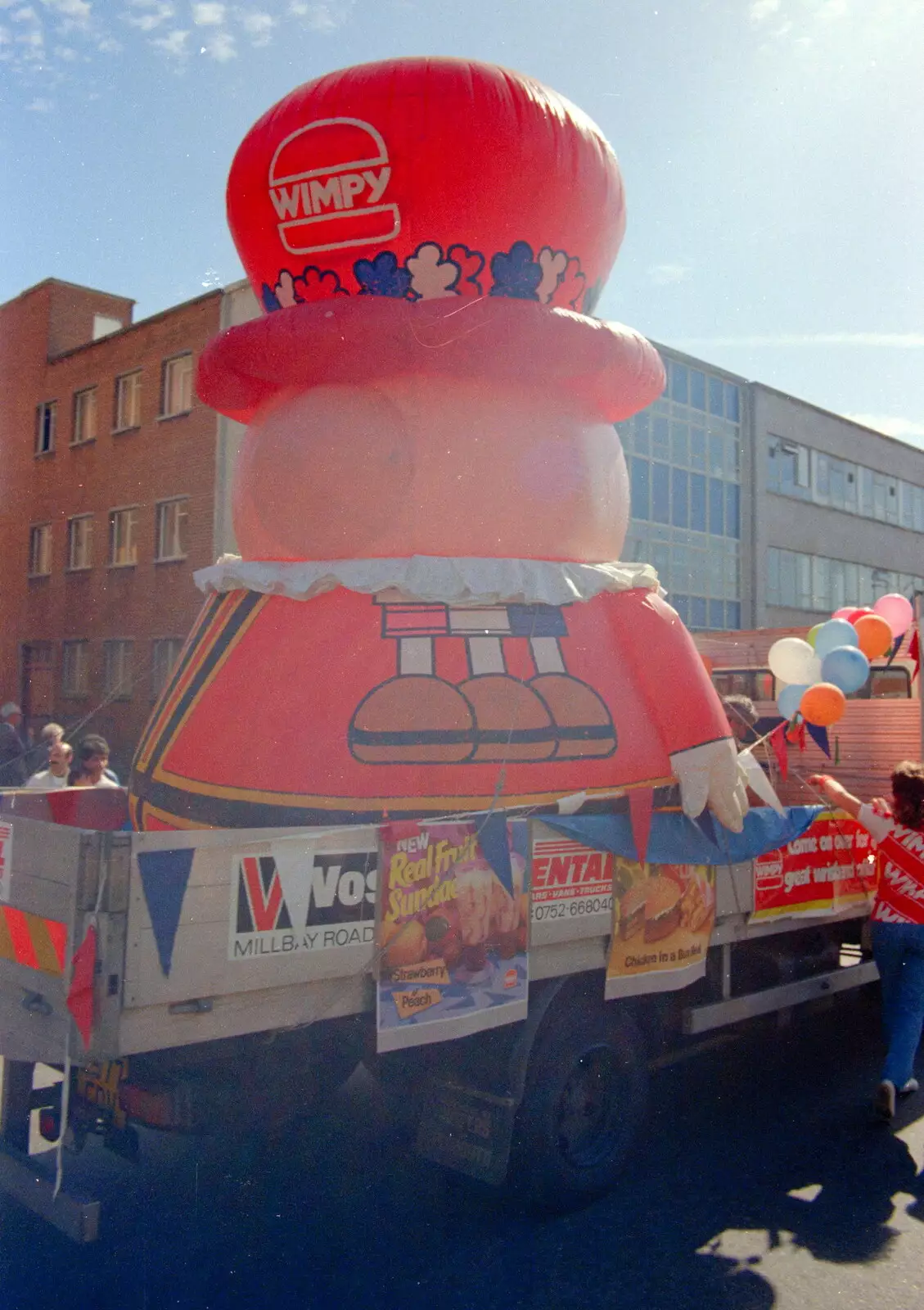 An inflatable Wimpy mascot, as in burgers, from Uni: The Lord Mayor's Procession, Plymouth, Devon - 24th May 1986