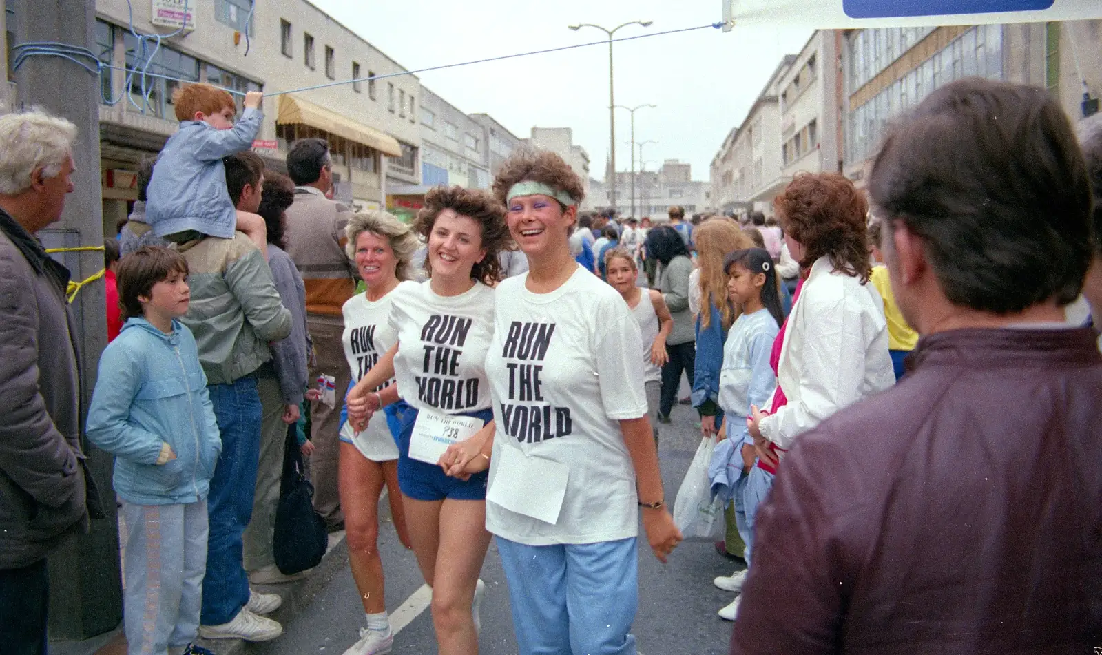 Some finishing-line action, from Uni: Sport Aid - Run The World, Plymouth, Devon - 25th May 1986