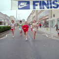 Sam, Mark, ? and Ally Flemming run to the finish, Uni: Sport Aid - Run The World, Plymouth, Devon - 25th May 1986