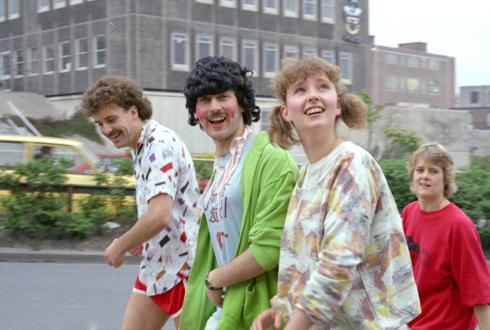 Sam, Mark and Ally run up Charles Street from Uni: Sport Aid - Run The World, Plymouth, Devon - 25th May 1986
