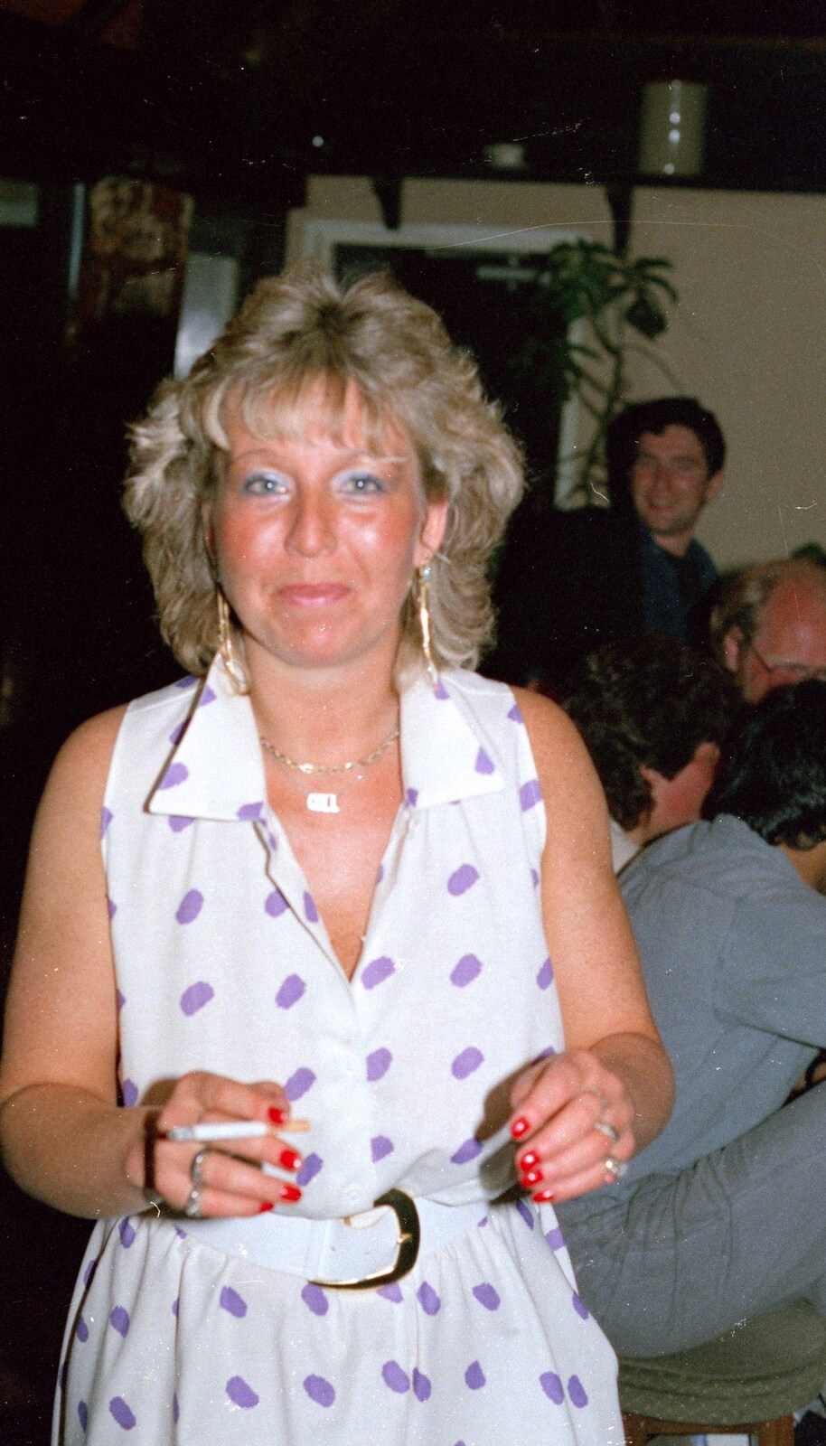 Uni: Gill Leaves the James Street Vaults, Plymouth - 30th May 1986: Gill looking caught out