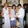 Gill and the labrador, Uni: Gill Leaves the James Street Vaults, Plymouth - 30th May 1986