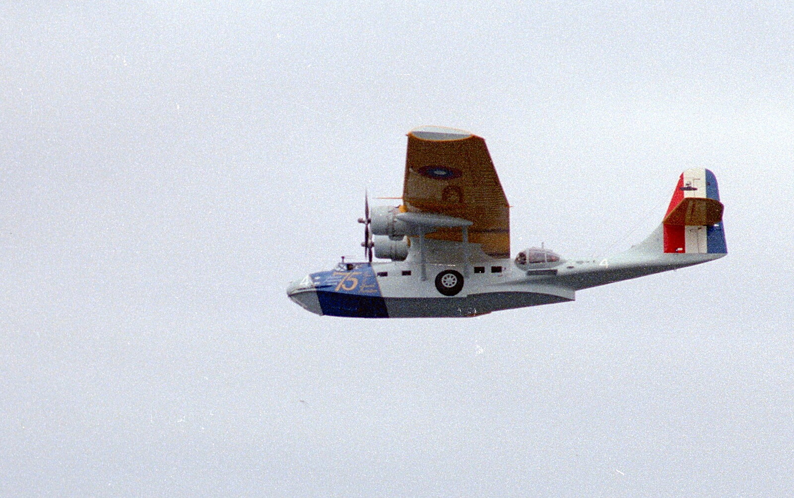 Uni: The Navy-Curtiss NC-4 Trans-Atlantic Flight, Plymouth Sound - 31st May 1986: The Catalina flying boat does a close pass