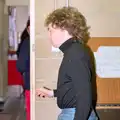 Dave Archer leaves the room, Uni: PPSU Office Staff and a Night in the Students' Union Bar, Plymouth - 10th June 1986