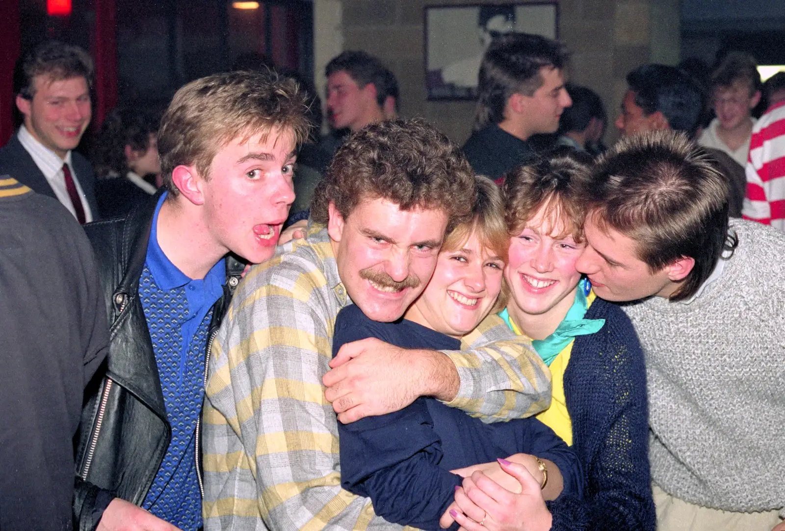 Sam Kennedy and his girfriend, with others, from Uni: PPSU Office Staff and a Night in the Students' Union Bar, Plymouth - 10th June 1986