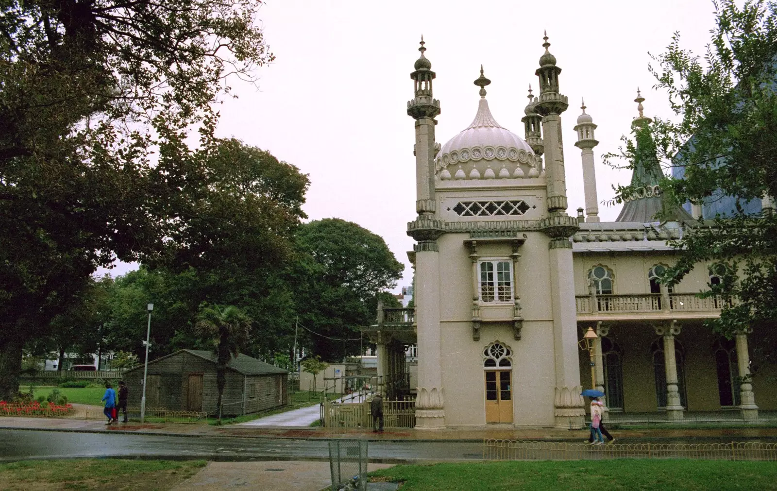 A little bit of Brighton Pavillion, from Network Day with Hamish, The South East - 21st June 1986