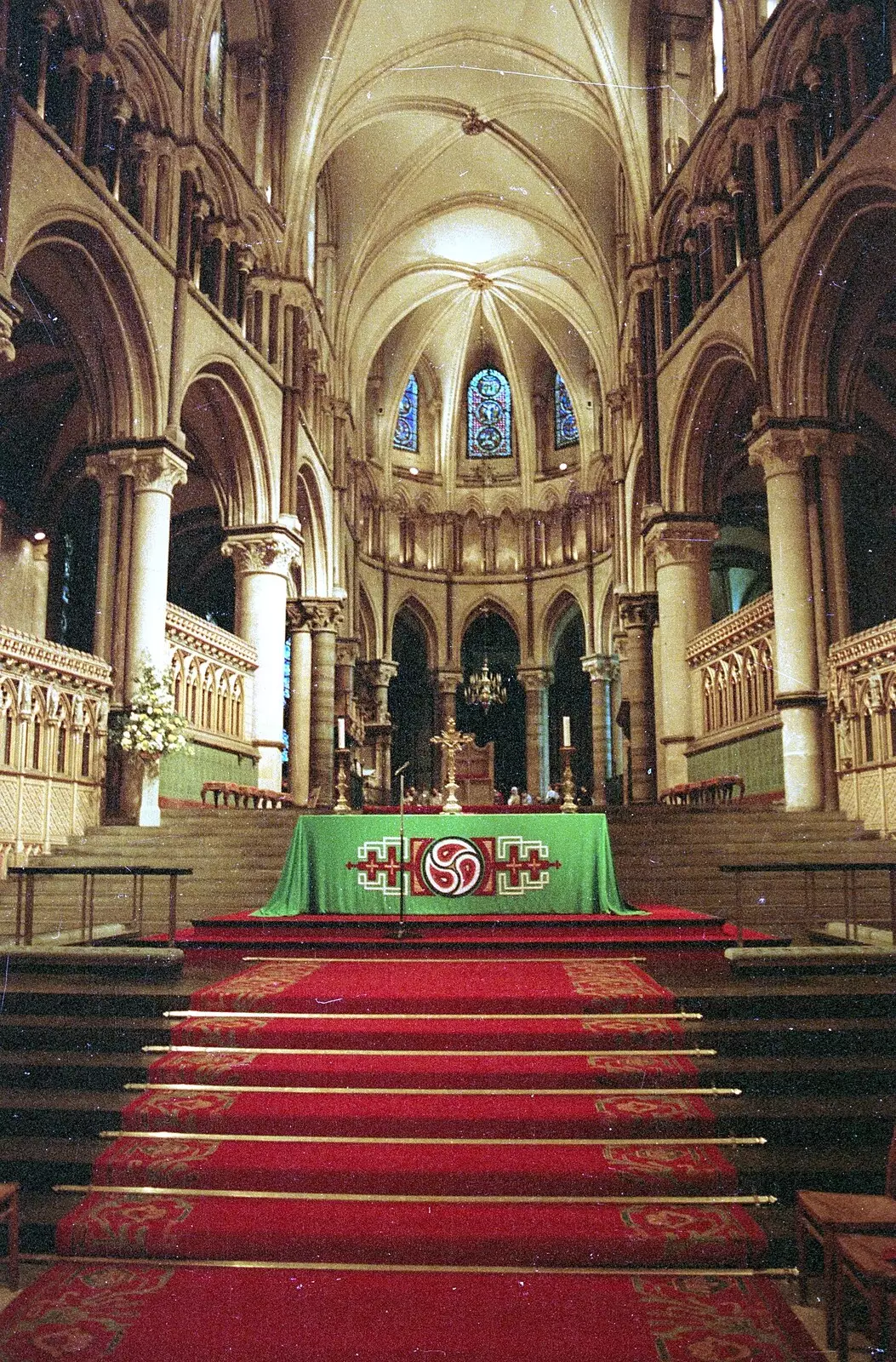 The altar of Canterbury Cathedral, from Network Day with Hamish, The South East - 21st June 1986