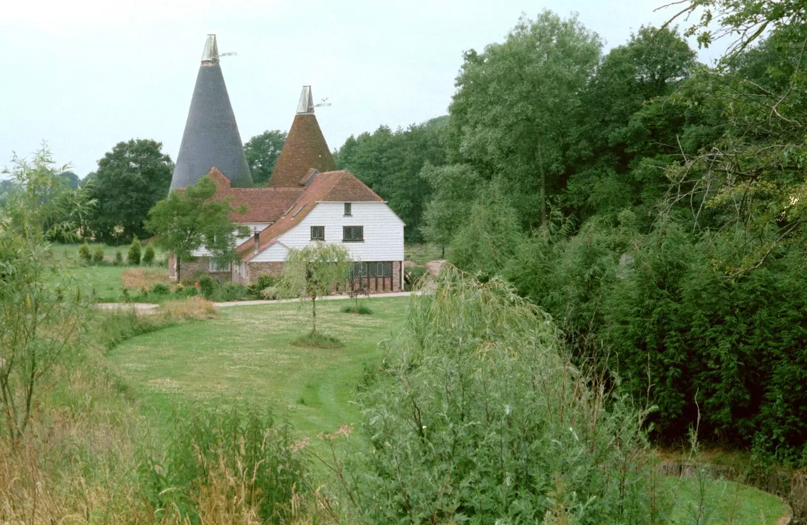 A pastoral oast-house scene, from A Trip to Groombridge, Kent - 10th July 1986