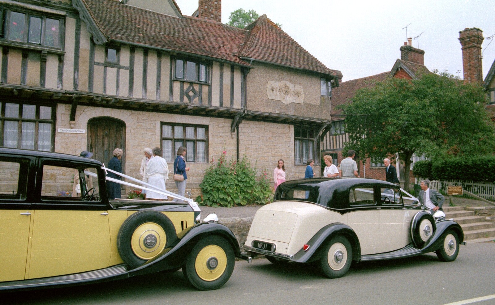 A couple of nice old wedding cars from A Trip to Groombridge, Kent - 10th July 1986