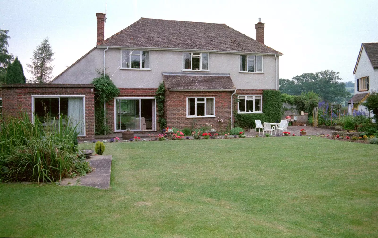 Dave's house, from A Trip to Groombridge, Kent - 10th July 1986