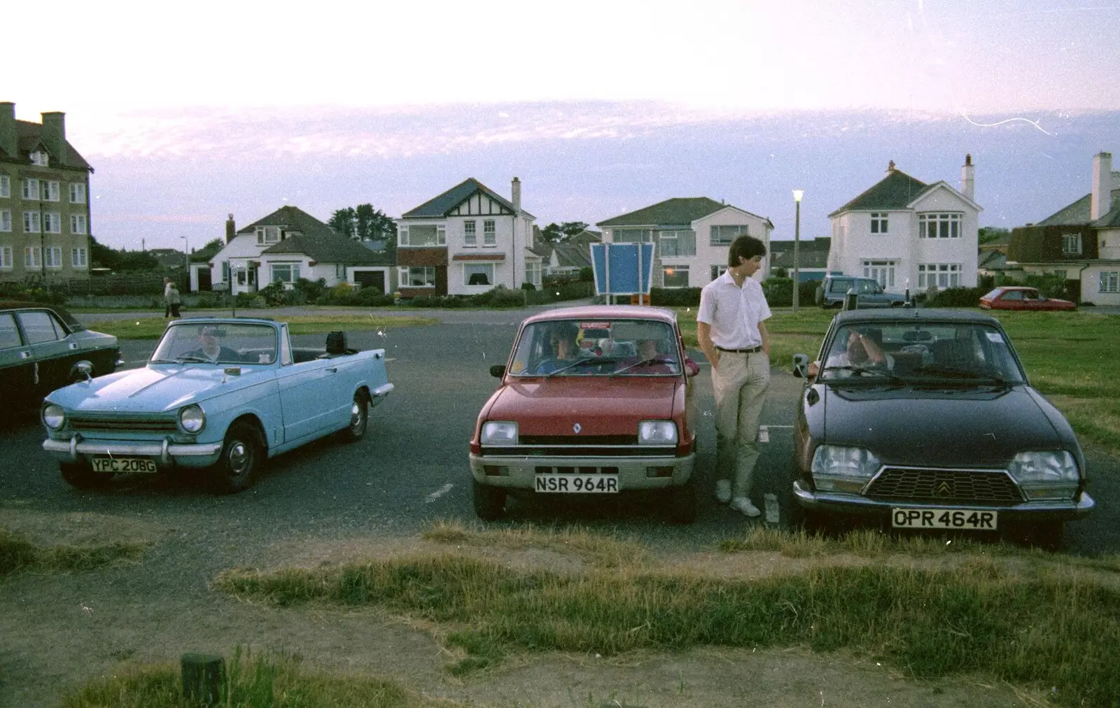 The CB gang meet on the clifftop at Barton on Sea, from A CB Wedding and a Derelict Railway, Hampshire - 20th July 1986