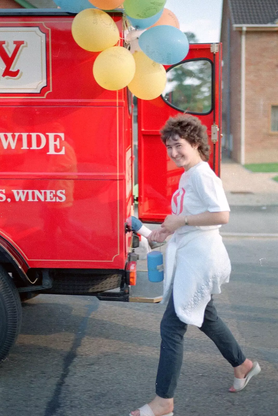 An old school chum walks with the Safeway van, from Sean and the New Milton Carnival, Hampshire - 1st August 1986