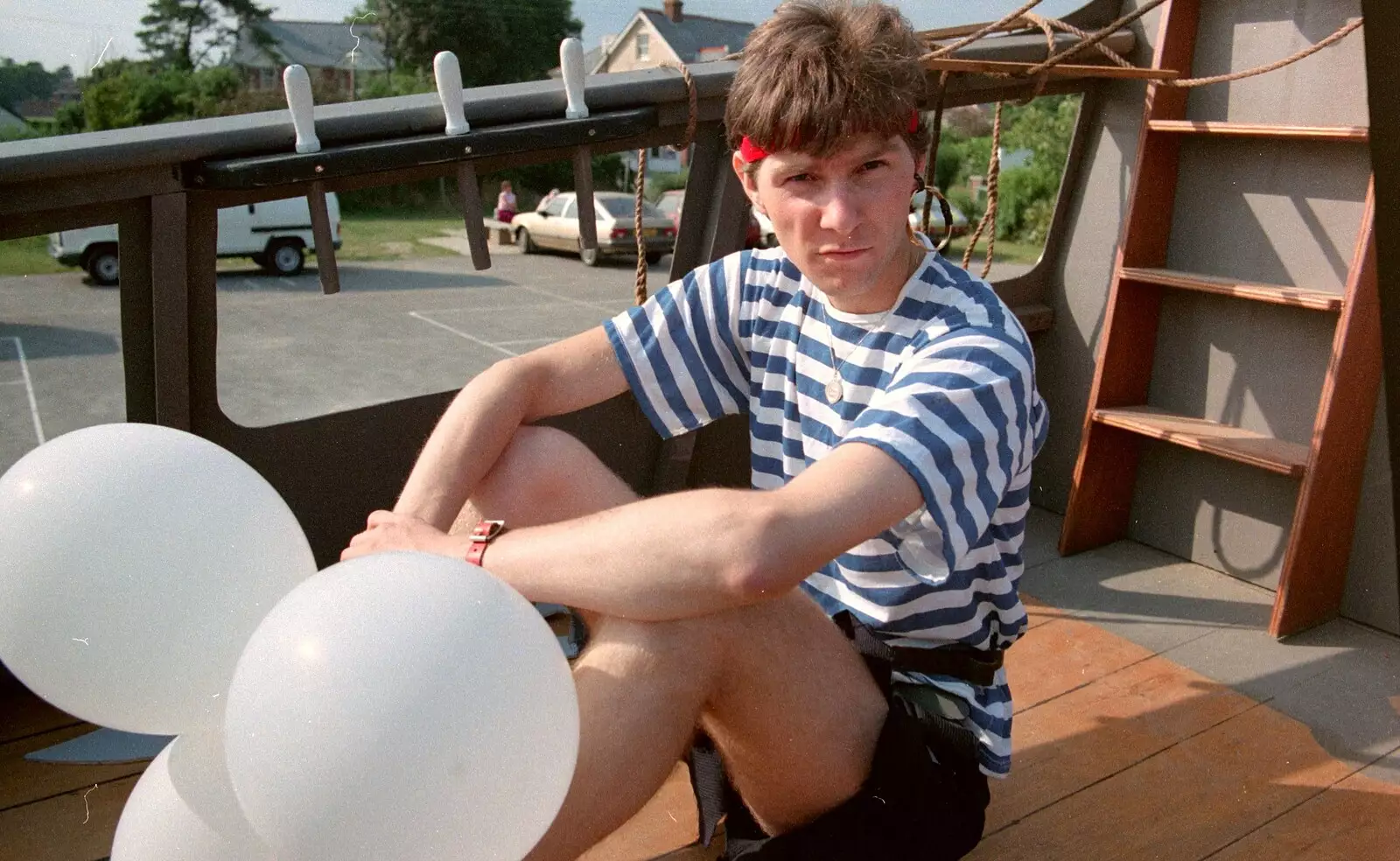 Sean and a bunch of balloons, from Sean and the New Milton Carnival, Hampshire - 1st August 1986