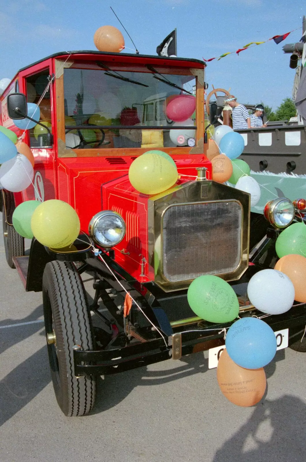 The Safeway van, from Sean and the New Milton Carnival, Hampshire - 1st August 1986