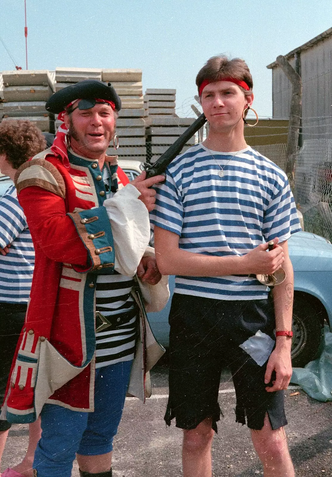 Sean's got a flintlock pointed at his head, from Sean and the New Milton Carnival, Hampshire - 1st August 1986