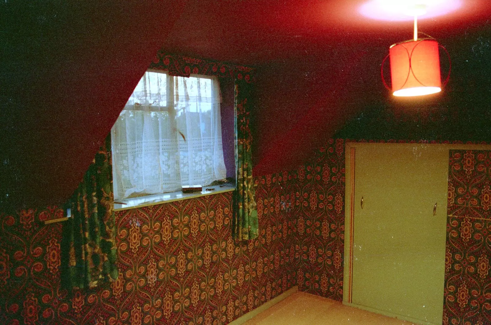 The other side of the attic room, from Bracken Way, Walkford, Dorset - 15th September 1986