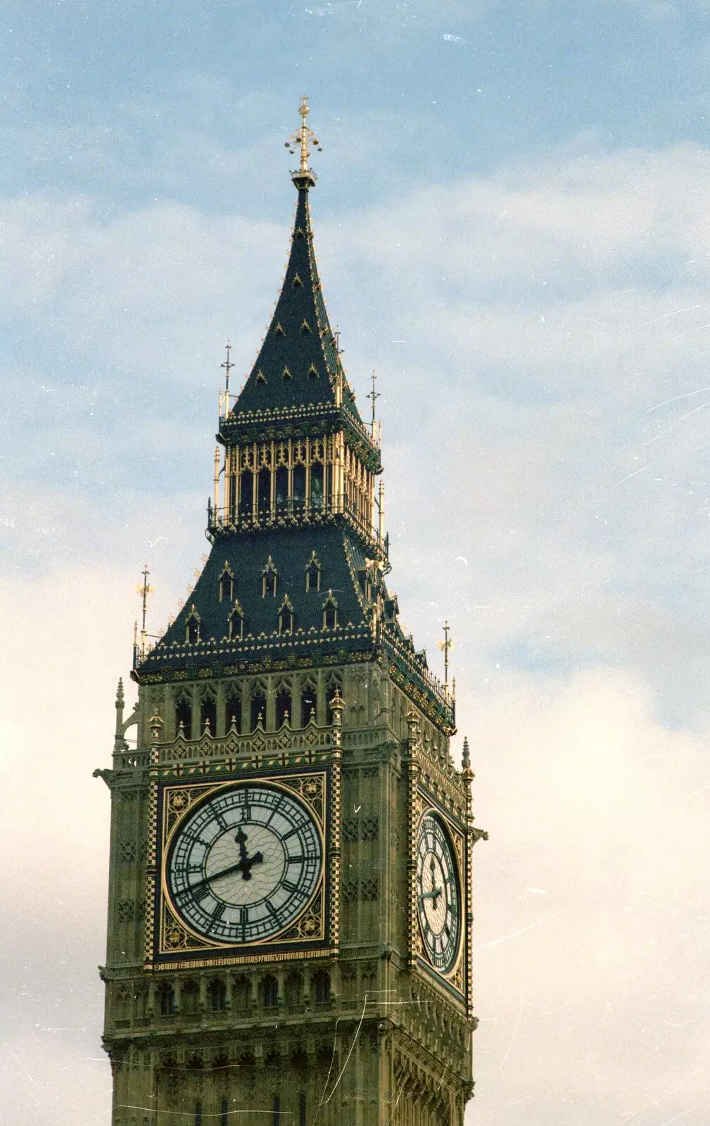 The clock tower of the Houses of Parliament, from Grape Picking and the Trip Back to Poly, Bransgore and London - 20th September 1986