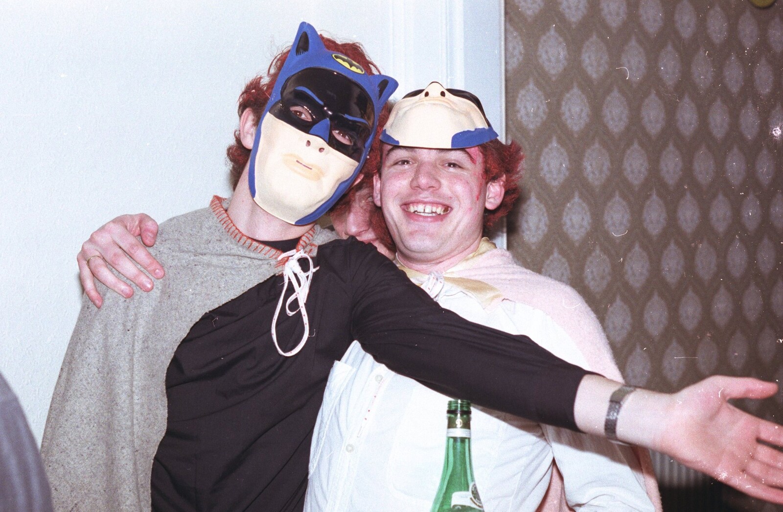 More fancy dress from Uni: Simon Read's Party, North Road East, Plymouth - 10th October 1986