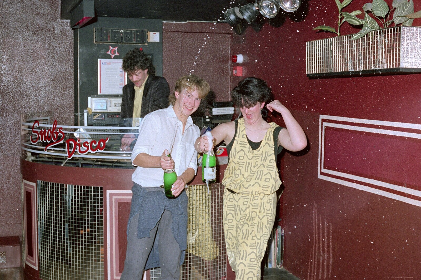 There's a good squirt of fizz going on from Uni: A Party in Snobs Nightclub, Mayflower Street, Plymouth - 18th October 1986