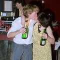 A post-fizz snog, Uni: A Party in Snobs Nightclub, Mayflower Street, Plymouth - 18th October 1986
