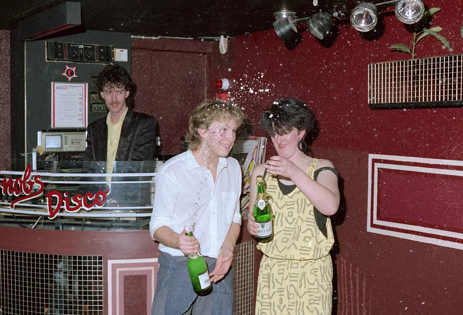 More fizz, from Uni: A Party in Snobs Nightclub, Mayflower Street, Plymouth - 18th October 1986