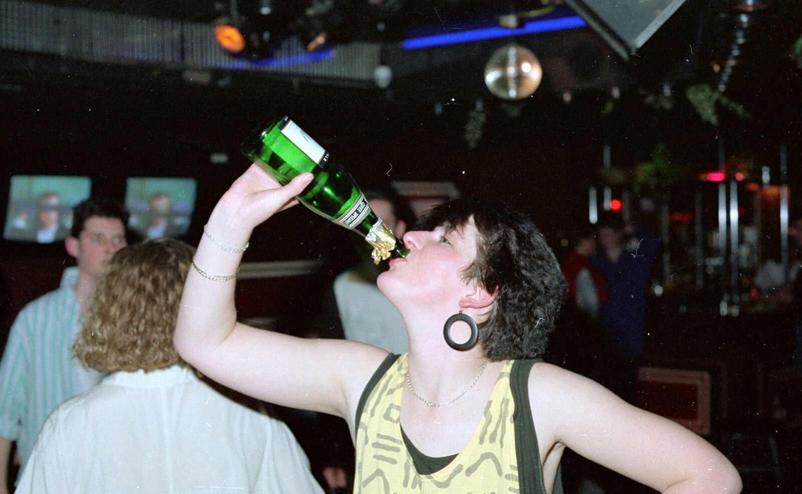 Swigging from the bottle of fizz from Uni: A Party in Snobs Nightclub, Mayflower Street, Plymouth - 18th October 1986
