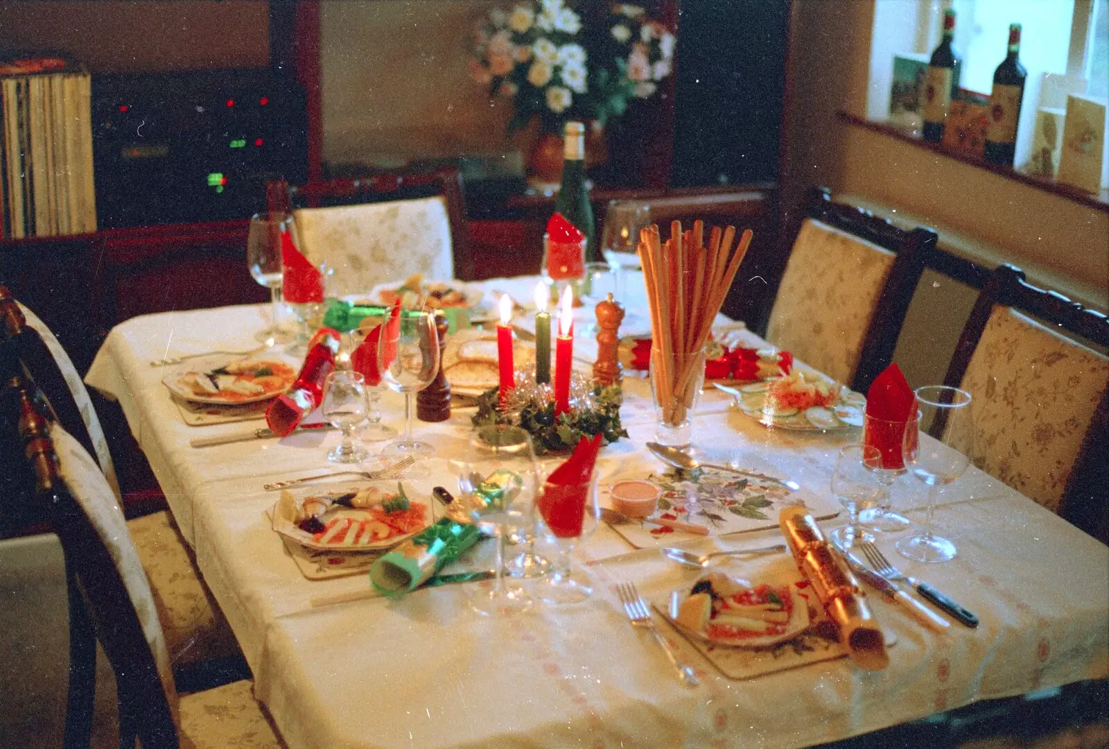 A pre-Christmas table, from A Bit of Bracken Way Pre-Christmas, Walkford, Dorset - 24th December 1986