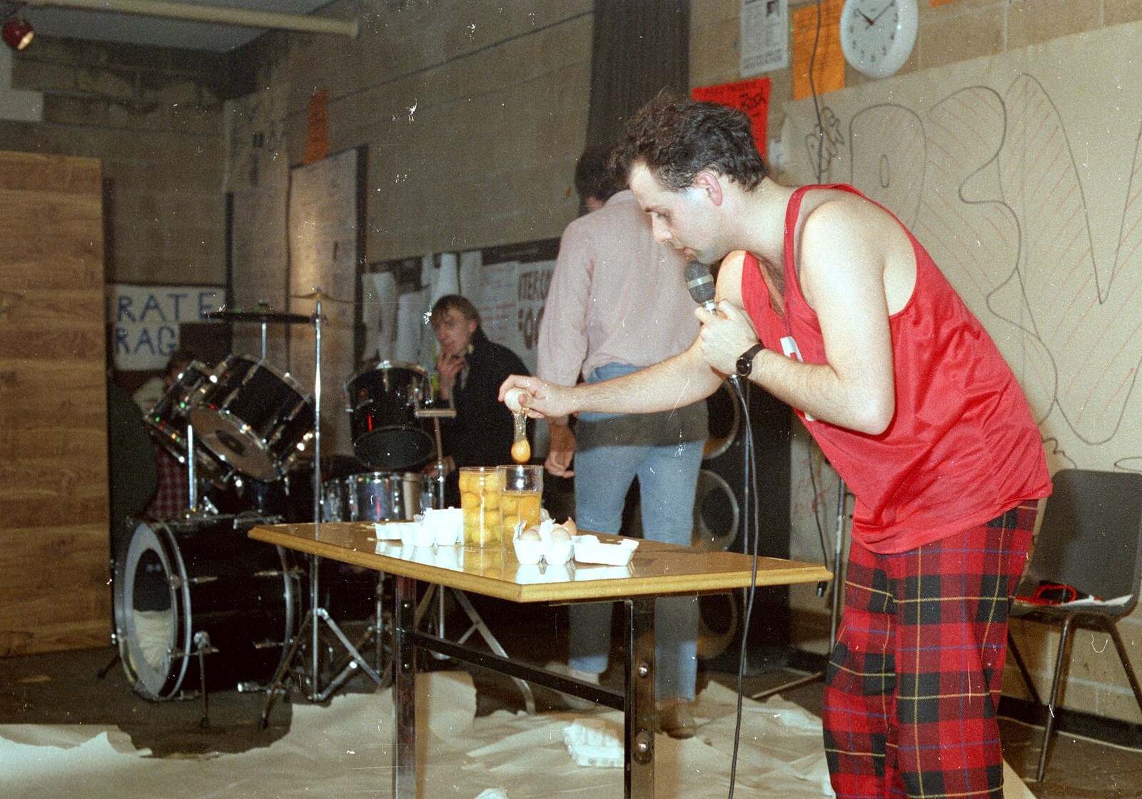 Dunwoody fills up pint glasses with raw egg from Uni: The Pirate RAG Review, PPSU Students' Union, Plymouth - 11th February 1987