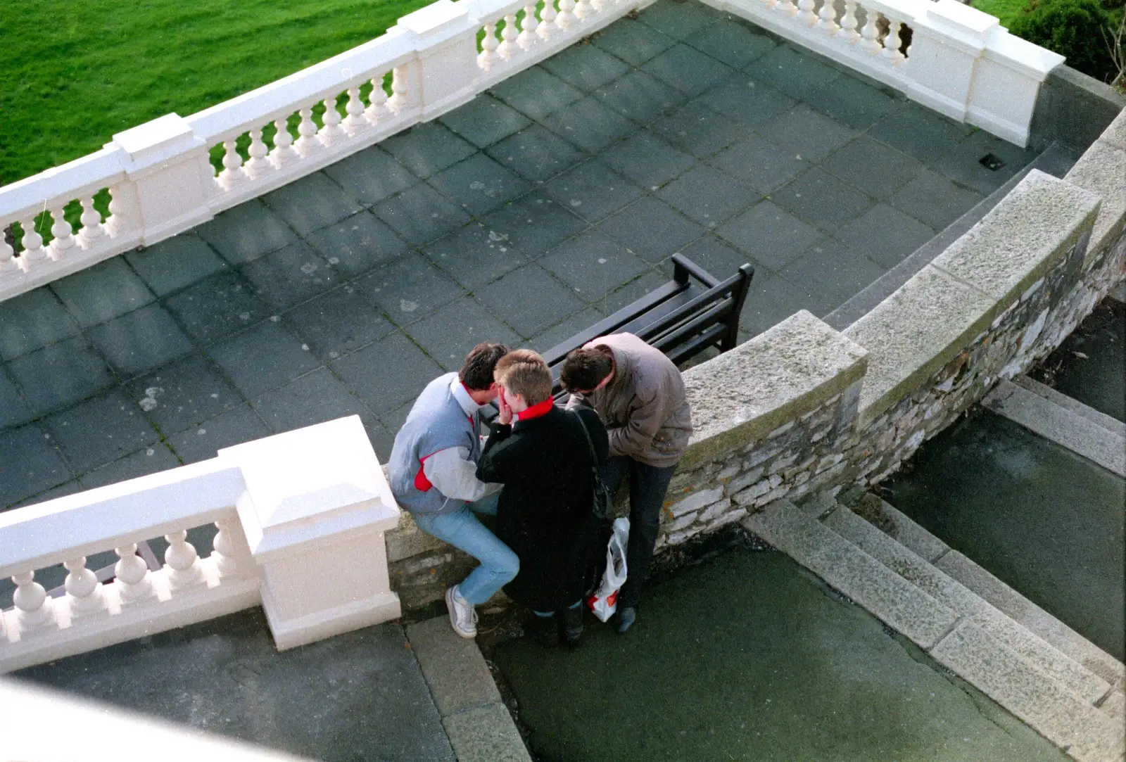 Riki and Chris discuss stuff on the Belvedere, from Uni: Scenes from the PPSU Bar, Plymouth, Devon - 2nd April 1987